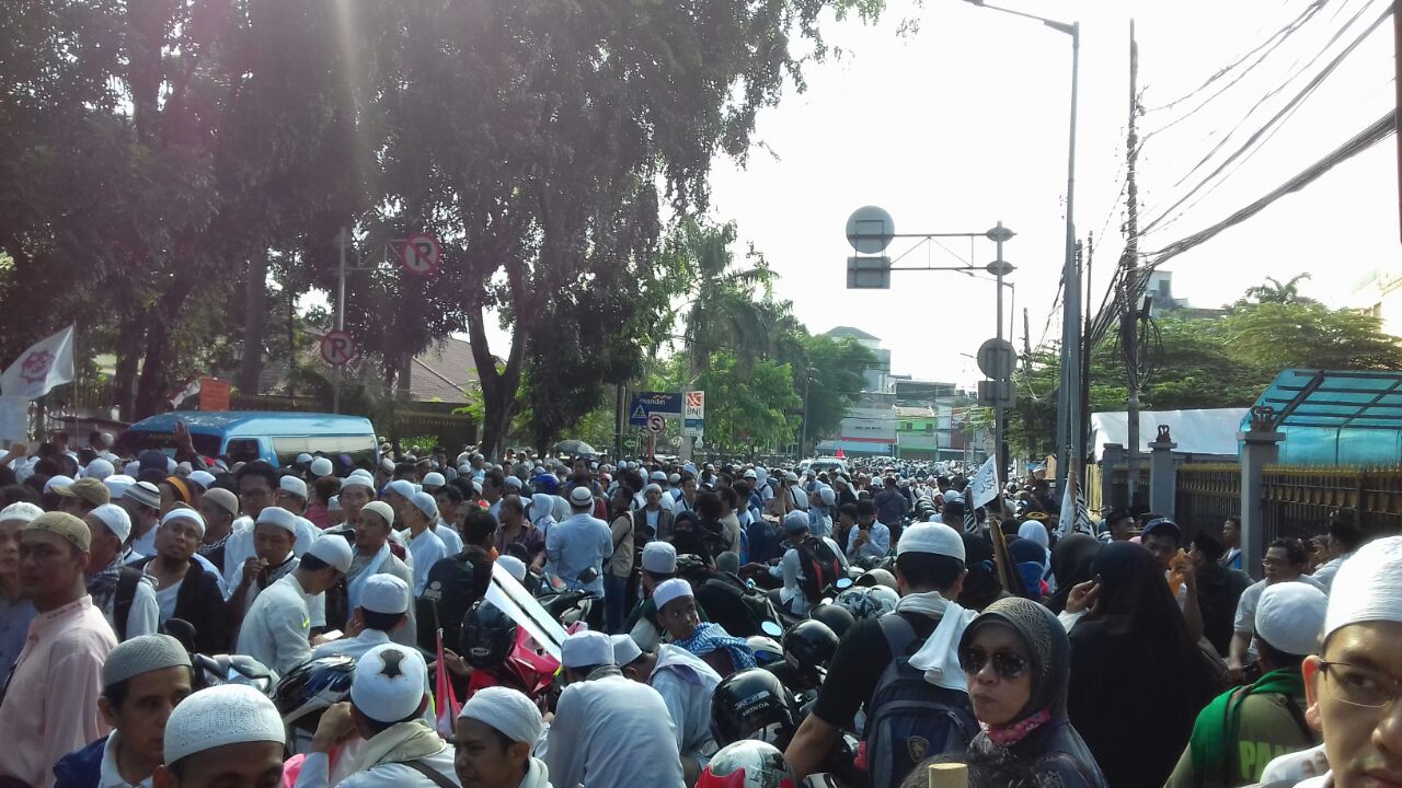 Lautan Massa Aksi Damai Umat Islam, Jakarta (04/11), Foto: Nyoman Heru