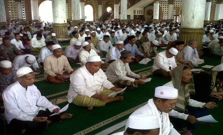 Islam: Di Antara Jebakan Istilah